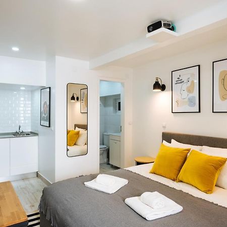 Cozy & Small Studio In The Center Lisboa Extérieur photo